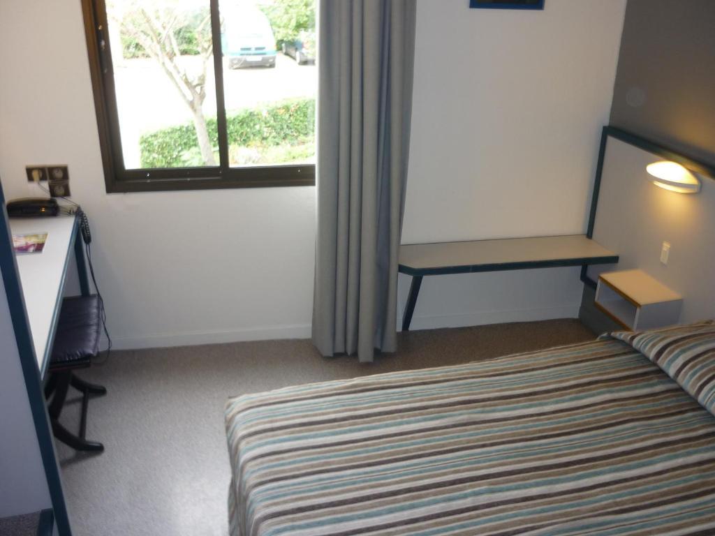 Hotel Entre 2 Mers Proche Bordeaux Carbon-Blanc Kamer foto