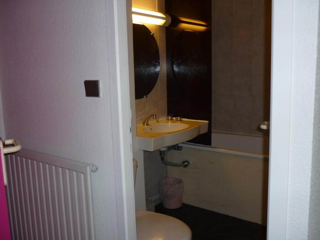Hotel Entre 2 Mers Proche Bordeaux Carbon-Blanc Kamer foto